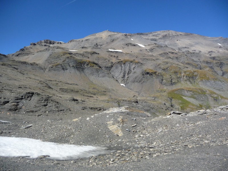 Mont Buet : Le sommet en vue, au fond à droite !