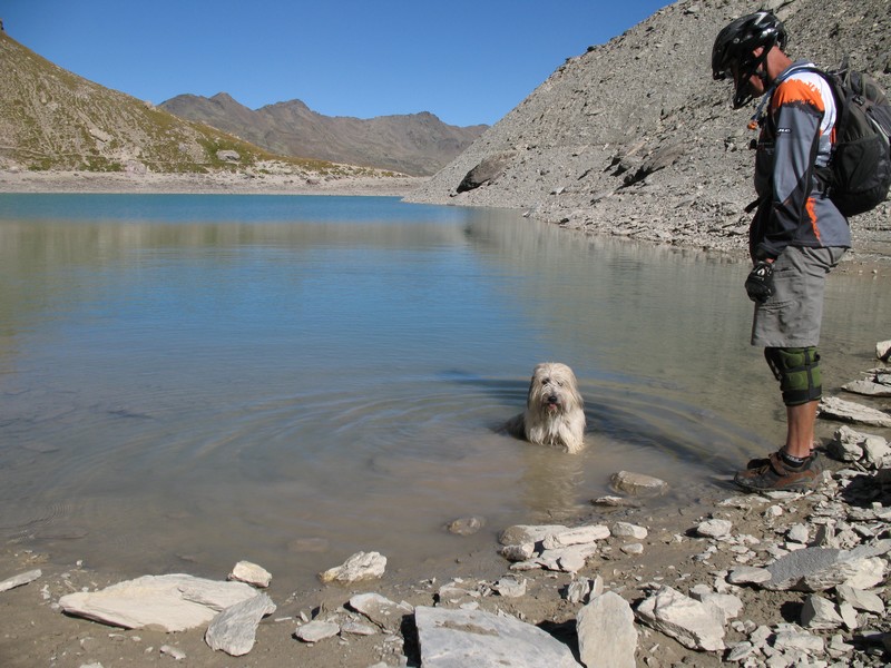 #17 Néou : le repos du guerrier :) Néou : le repos du guerrier :)