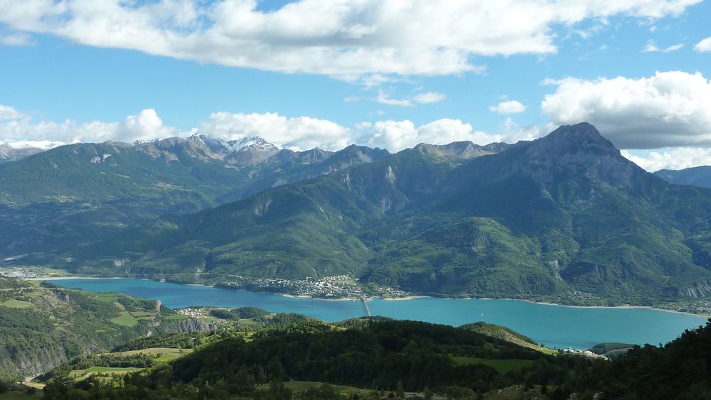 Lac de Serre Ponçon : un samedi pas si moche que ça par rapport à Grenoble...
