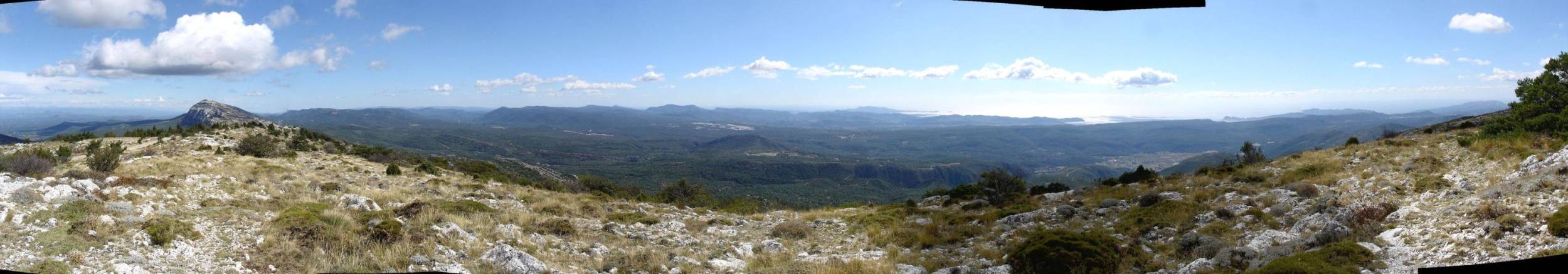#2 Vers le Sud : Panorama vers la Méditerrannée: du Saint Pilon aux Calanques Vers le Sud : Panorama vers la Méditerrannée: du Saint Pilon aux Calanques