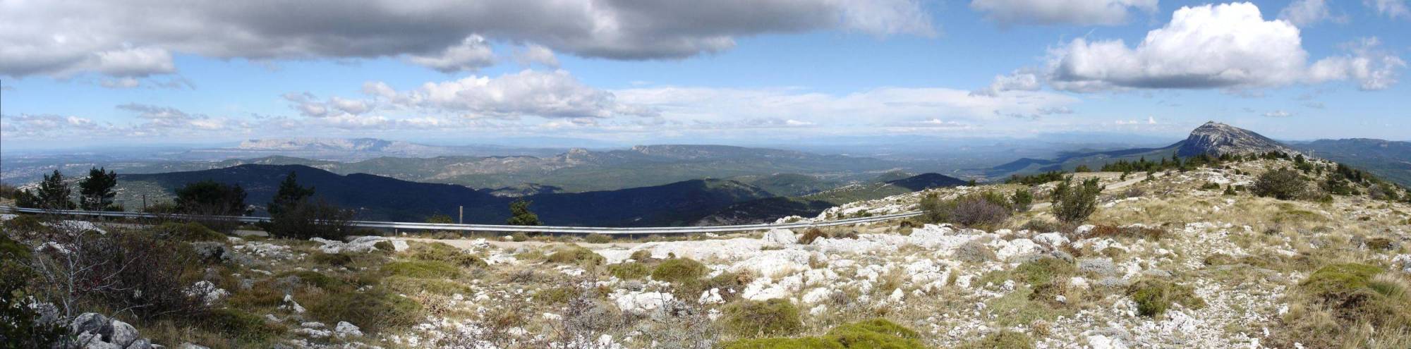 #1 Vers le Nord : Panorama vers Sainte-Victoire Vers le Nord : Panorama vers Sainte-Victoire