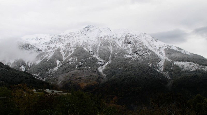 Mont Guillaume 25-10-2010 : limite pluie / neige à 1300m