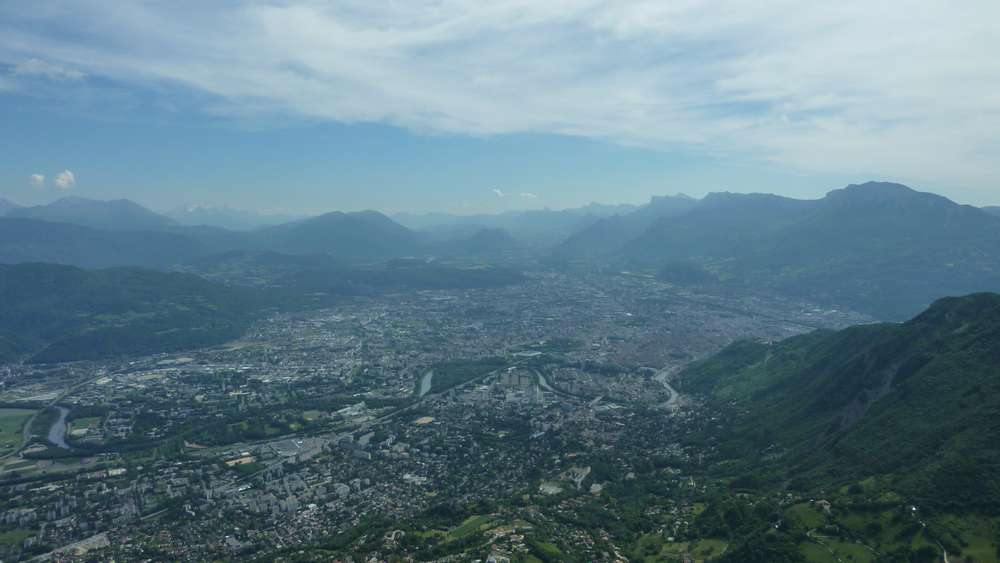 Grenoble : une ville à la montagne
