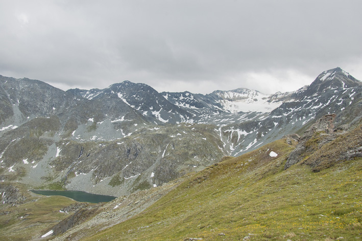 Parilet : Du col du parilet vue sur le lac Ober meretschialp et la Bella Tola