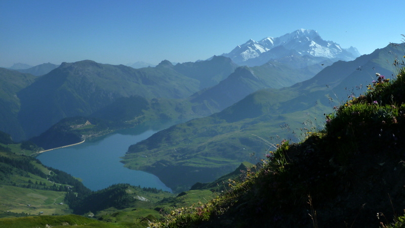 Mont-Blanc : Quasi la même mais avec visibilité sur la pente de l'alpage au départ